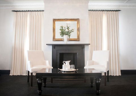The Royal Hotel Mornington - VIC Tourism 3