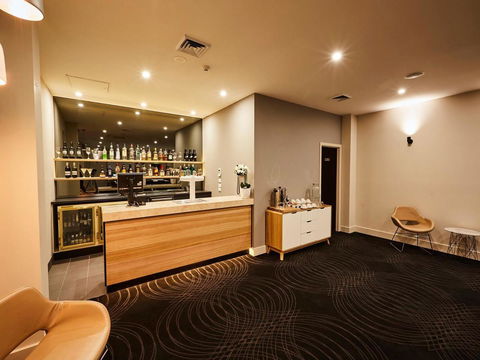 Mornington Hotel - VIC Tourism 33
