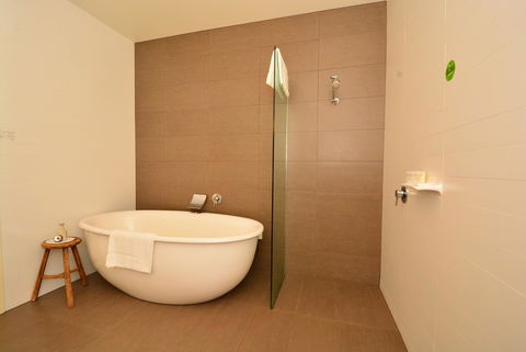 Mornington Hotel - VIC Tourism 38