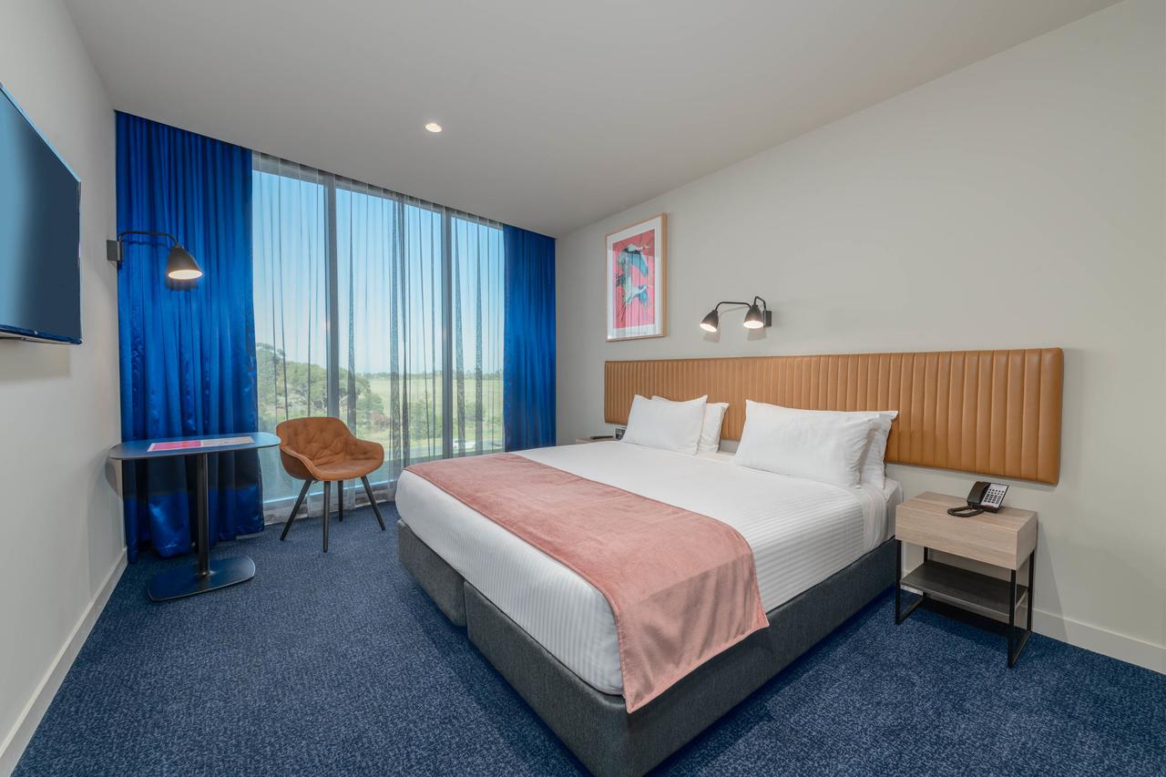  VIC Tourism