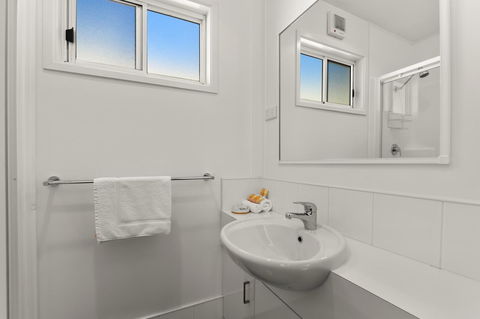 Bright Riverside Holiday Park - VIC Tourism 8