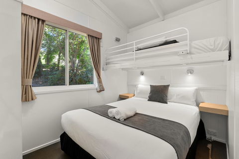 Bright Riverside Holiday Park - VIC Tourism 9