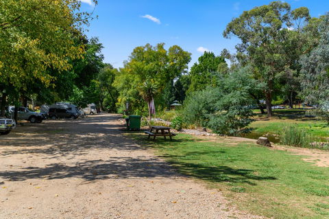 Bright Riverside Holiday Park - VIC Tourism 19