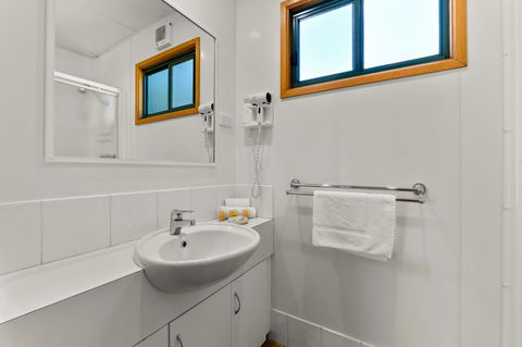 Bright Riverside Holiday Park - VIC Tourism 20