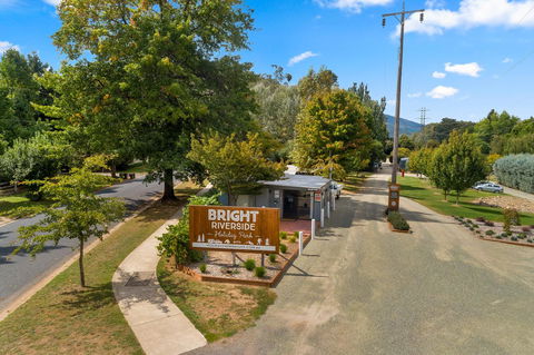 Bright Riverside Holiday Park - VIC Tourism 2