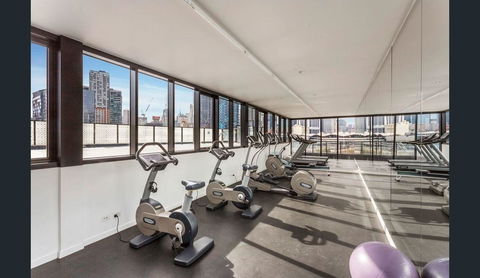2Bedroom Apartment With Views In Docklands Next To CBD & Marvel Stadium - VIC Tourism 18