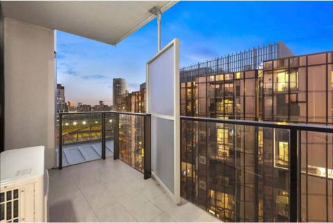 2Bedroom Apartment With Views In Docklands Next To CBD & Marvel Stadium - VIC Tourism 14