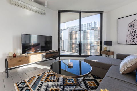 2Bedroom Apartment With Views In Docklands Next To CBD & Marvel Stadium - VIC Tourism 2