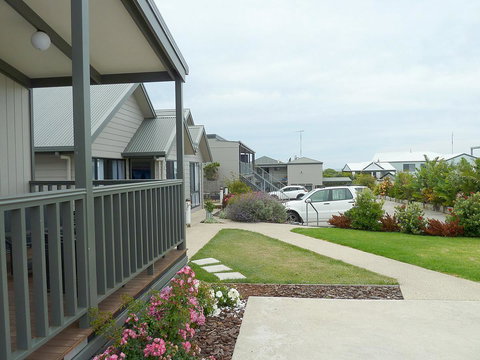 Apollo Bay Waterfront Motor Inn - VIC Tourism 10