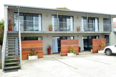 Apollo Bay Waterfront Motor Inn - VIC Tourism 9