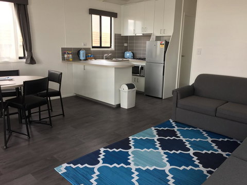 Apollo Bay Waterfront Motor Inn - VIC Tourism 34