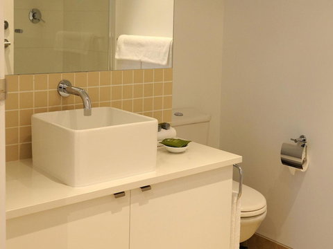 The Victoria Apartments - VIC Tourism 16