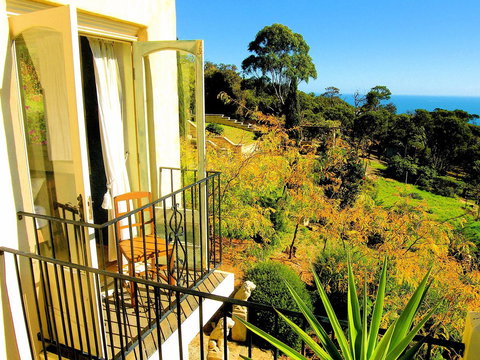 Villa Mallorca - VIC Tourism 6