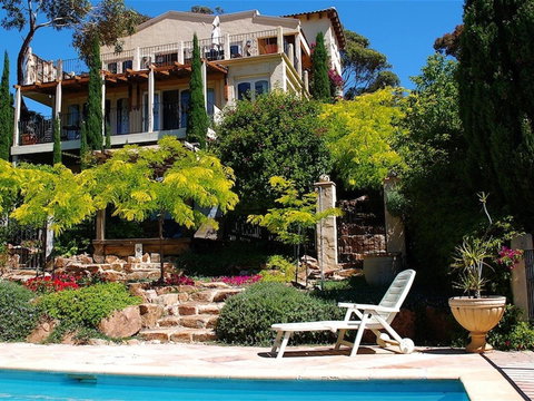 Villa Mallorca - VIC Tourism 40