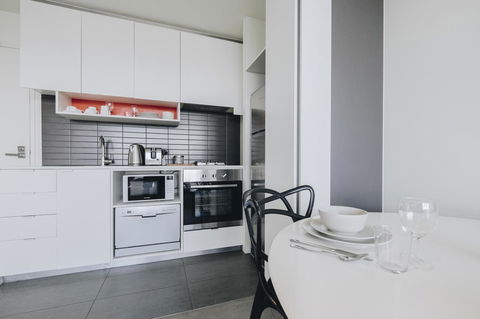 Mono Apartments On Franklin Street - VIC Tourism 19