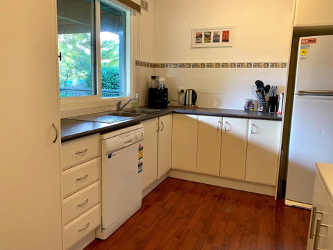 Island Family Holiday Retreat - VIC Tourism 6