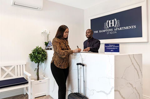 The Hamptons Apartments - St Kilda - VIC Tourism 1