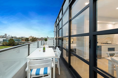 The Hamptons Apartments - St Kilda - VIC Tourism 7