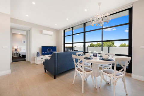 The Hamptons Apartments - St Kilda - VIC Tourism 2