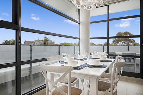 The Hamptons Apartments - St Kilda - VIC Tourism 23