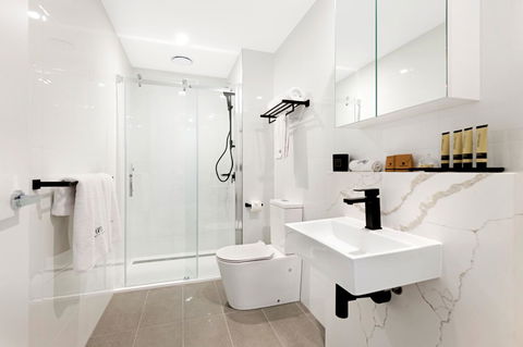 The Hamptons Apartments - St Kilda - VIC Tourism 32
