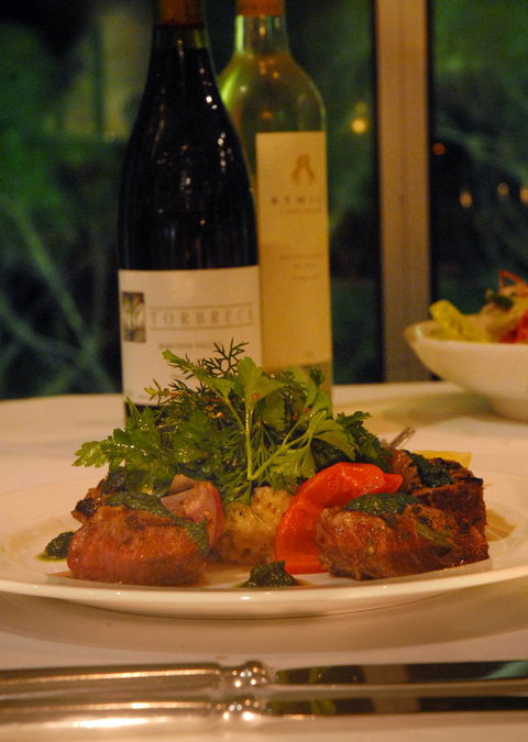 Chris\'s Beacon Point Restaurant & Villas - VIC Tourism 13