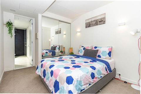 Stay Like Home - VIC Tourism 2
