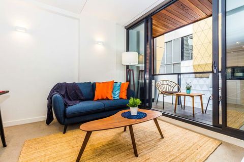 Stay Like Home - VIC Tourism 22