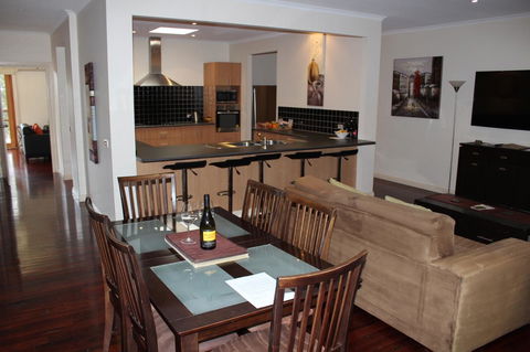 Yering Gorge Cottages - VIC Tourism 17