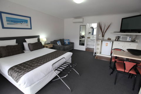 Mornington Motel - VIC Tourism 7