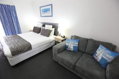 Mornington Motel - VIC Tourism 2