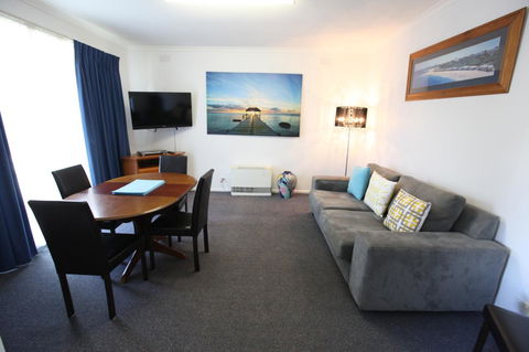 Mornington Motel - VIC Tourism 19