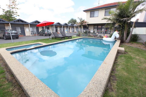 Mornington Motel - VIC Tourism 9