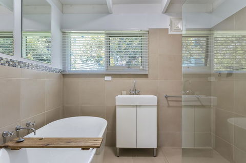 Blairgowrie Bella - Light Filled Home With Great Deck - VIC Tourism 9