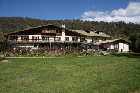 Bright Chalet - VIC Tourism 0