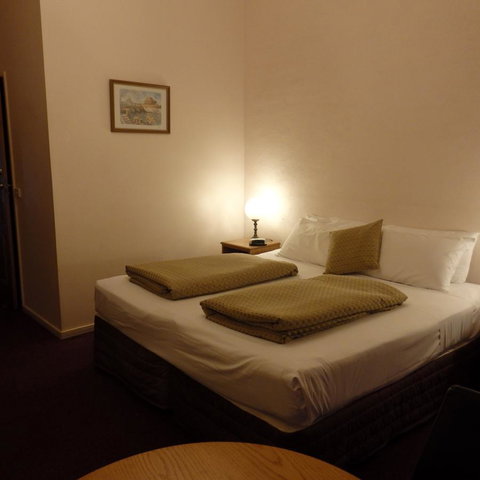 Bright Chalet - VIC Tourism 11