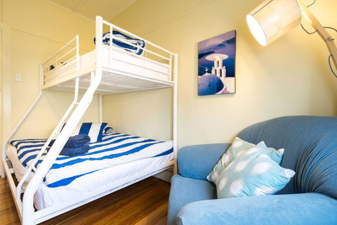 Nautique Beach House - VIC Tourism 7