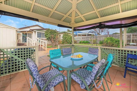 Nautique Beach House - VIC Tourism 19