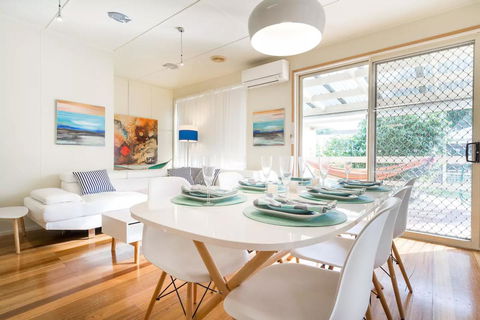 Nautique Beach House - VIC Tourism 0