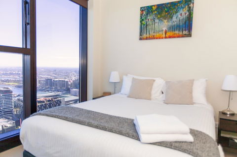 Melbourne SkyHigh Apartments - VIC Tourism 6