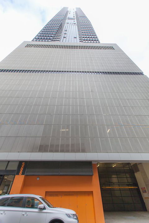 Melbourne SkyHigh Apartments - VIC Tourism 14
