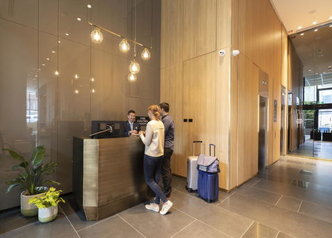 Novotel Melbourne Central - VIC Tourism 17