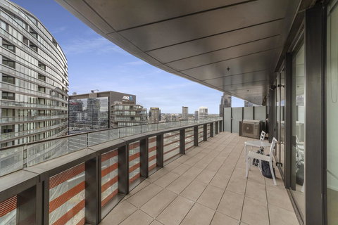 Best Views On Collins - VIC Tourism 20