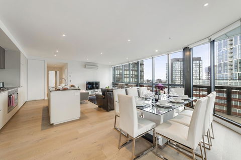 Best Views On Collins - VIC Tourism 2