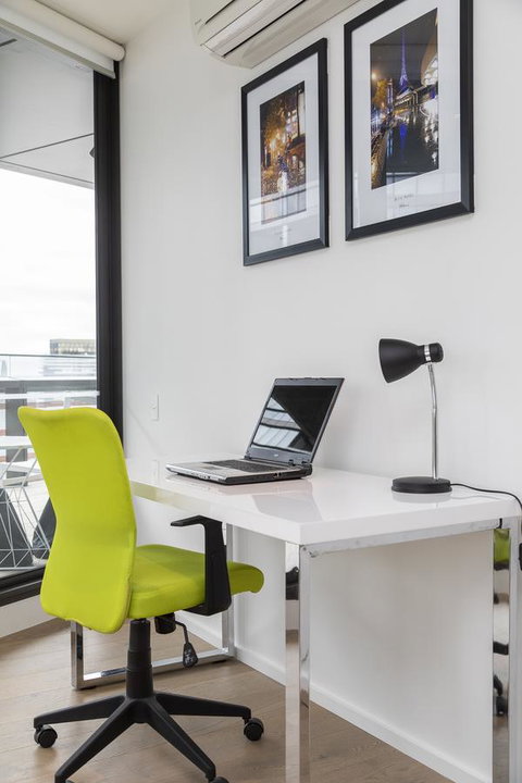 Best Views On Collins - VIC Tourism 15