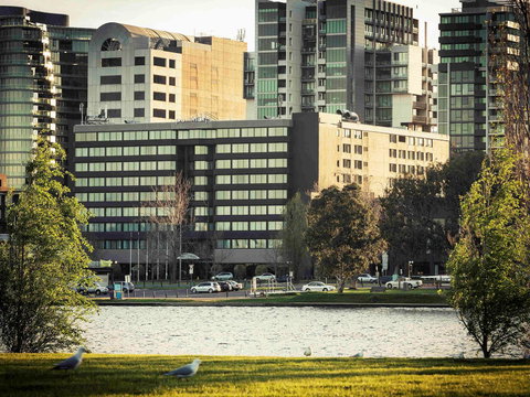 Mercure Melbourne Albert Park - VIC Tourism 0