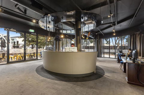 Melbourne Holiday Apartments Flinders Wharf - VIC Tourism 8
