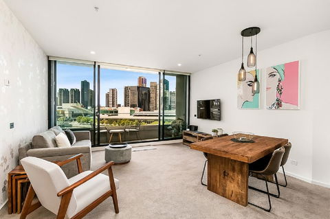 Melbourne Holiday Apartments Flinders Wharf - VIC Tourism 1