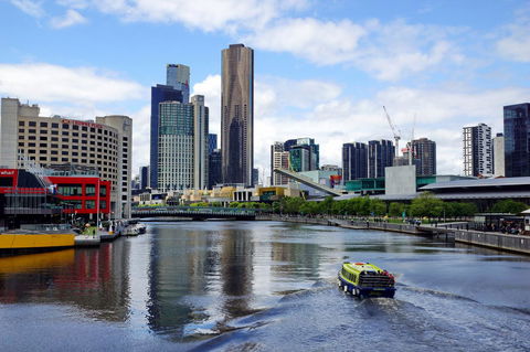 Melbourne Holiday Apartments Flinders Wharf - VIC Tourism 22