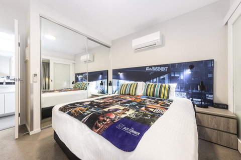 The Jazz Corner Hotel Melbourne - VIC Tourism 9